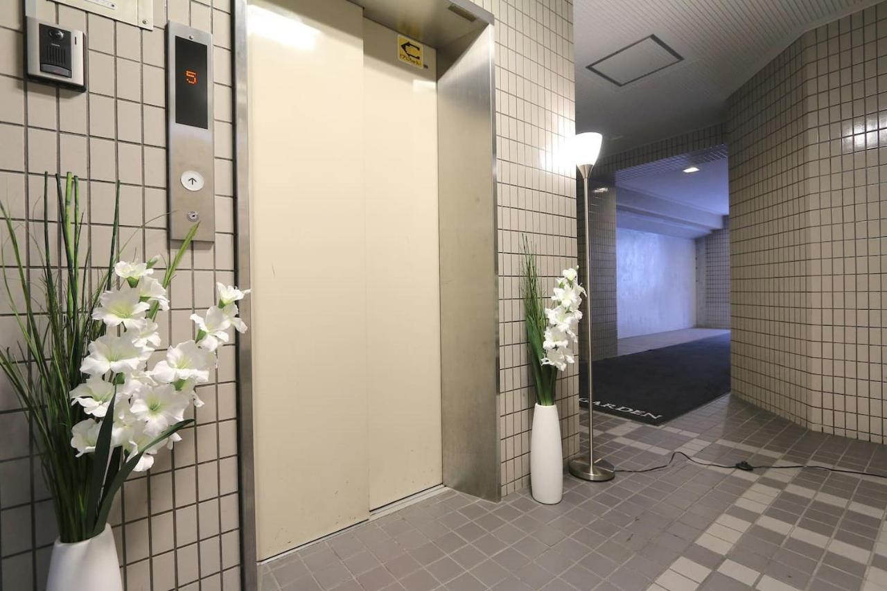 Eg31 Elizabeth Garden Apartment Осака Екстериор снимка
